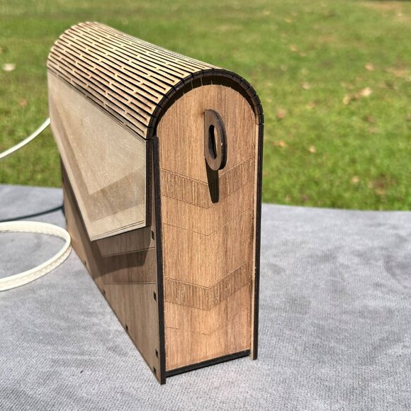 Handcrafted Wooden Geometric Clutch With Adjustable Strap - Picture 4 of 10